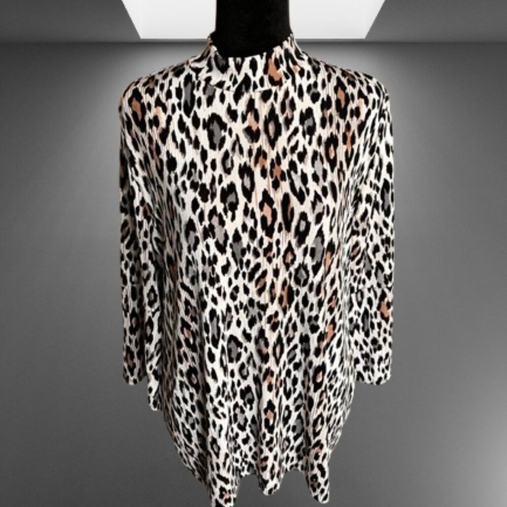 Chicos Mock T Animal Print Top, size 12P - 14P